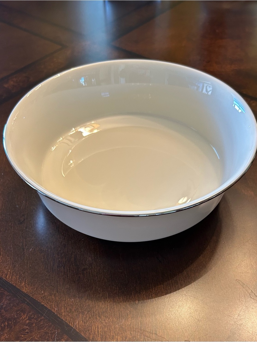 Lenox Solitaire 9” White Ceramic Vegetable Serving Bowl with Platinum Rim